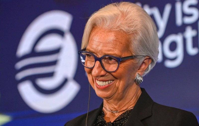 Cât câștigă Christine Lagarde, șefa celei mai mari bănci din Europa: ia într-un an cât un român în 30