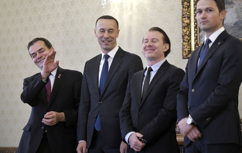 INTERVIU. Cristian Pîrvulescu: Orban încă e favorit în fața lui Cîțu la șefia PNL. Există un curent trumpist-pedelist în partid. USR va ieși din guvern în 2023