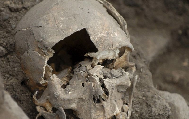 98 de cranii descoperite într-un iaz secat din India