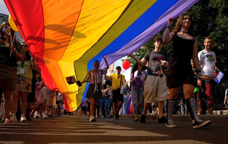 Primul marș Pride din Oradea stârnește proteste din partea bisericilor și petiții. Ce reacție a avut AUR Bihor