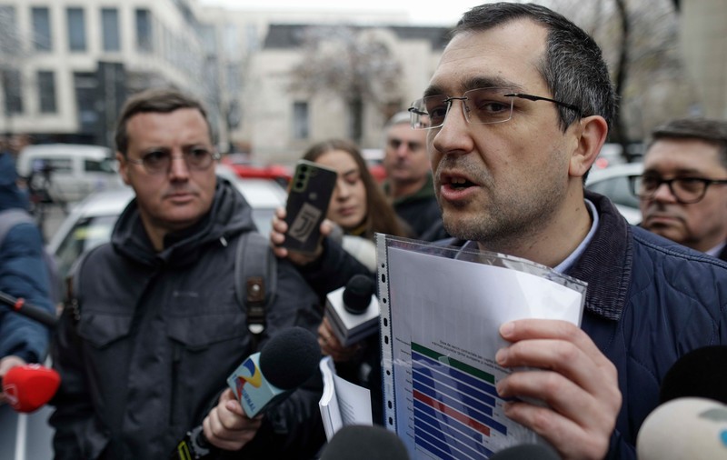Vlad Voiculescu, pus oficial sub urmărire penală pentru abuz în serviciu și complicitate la abuz în serviciu cu consecințe deosebit de grave
