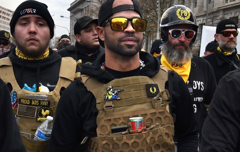Sentință dură pentru atacul de la Capitoliul SUA: 22 de ani de închisoare pentru șeful Proud Boys, care a cerut clemență cu lacrimi în ochi