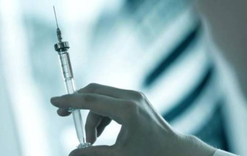 EXCLUSIV / Adevărul despre mitul femeii care ar înțepa oameni cu ace infestate cu HIV. Poliția face lumină în acest caz