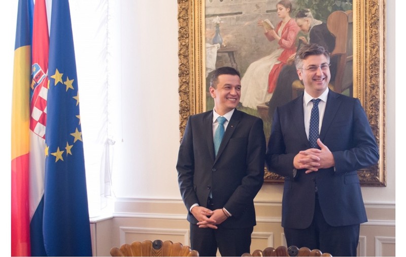 Premierul Grindeanu, vizită oficială în Croația în plină discuție privind remanierea; Este prima vizită din ultimii 10 ani a unui șef de Executiv, la Zagreb