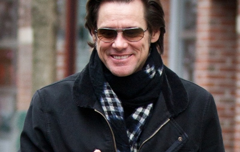 Jim Carrey va juca în continuarea comediei ”Tăntălăul și gogomanul”