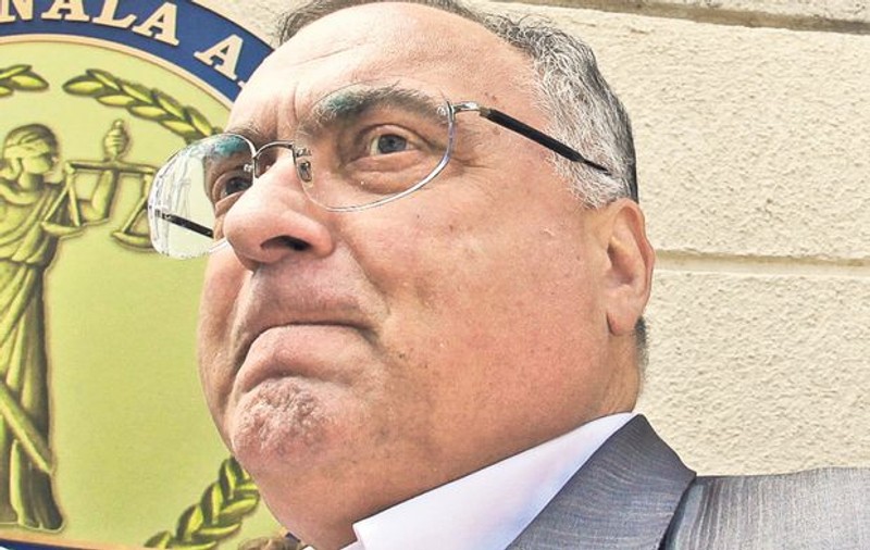 Fiul lui Dan Adamescu a primit mandat de arestare în lipsă, pentru dare de mită