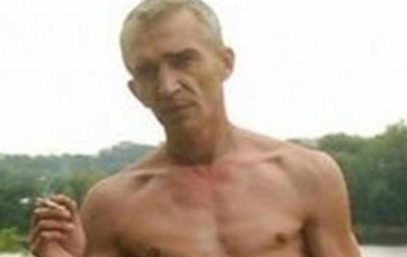 De la brâu în sus, nu are nimic care să te șocheze! Mărește poza ca să vezi DETALIUL ce te va lăsa PERPLEX!
