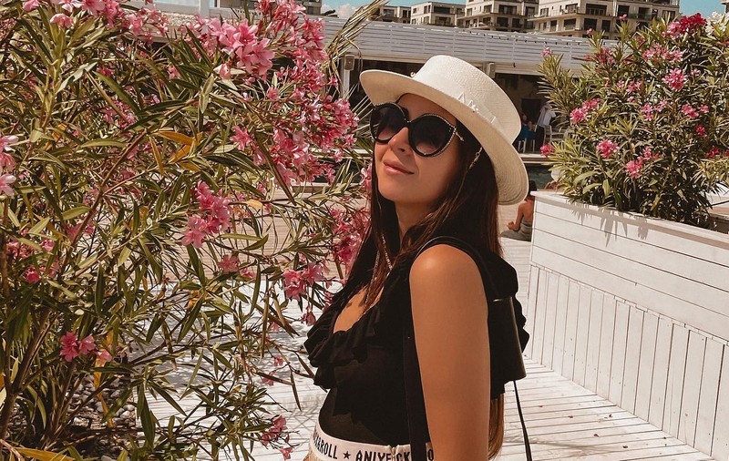 Cum a fost cerută Nicole Cherry de soție. Artista va deveni în curând mamă. „Eram în drum spre munte”