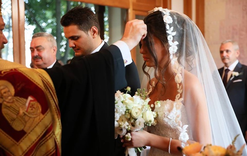 Precizările Patriarhiei Române despre nunta fiului lui Liviu Dragnea, privind slujba oficiată într-un spațiu neliturgic