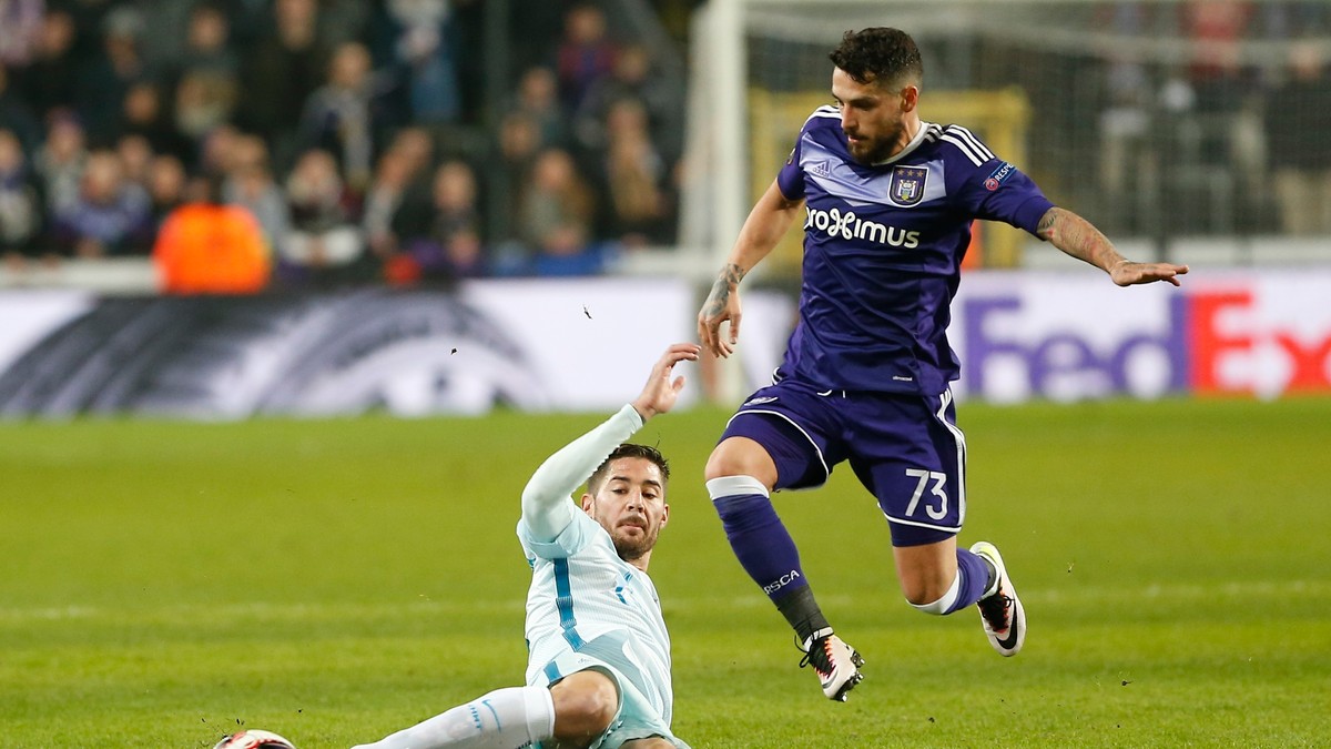Nicolae Stanciu a dat două pase de gol
