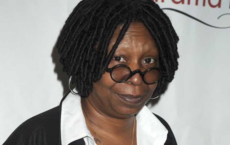 Asculţi muzică la volum mare în căşti? Iată ce a păţit actriţa Whoopi Goldberg!
