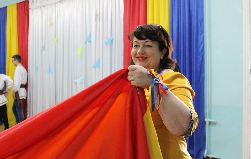 EXCLUSIV/Raisa Pădurean sau viața greu încercată a unui profesor la școala românească din Tiraspol. „Ni se spune că românii sunt fasciști”