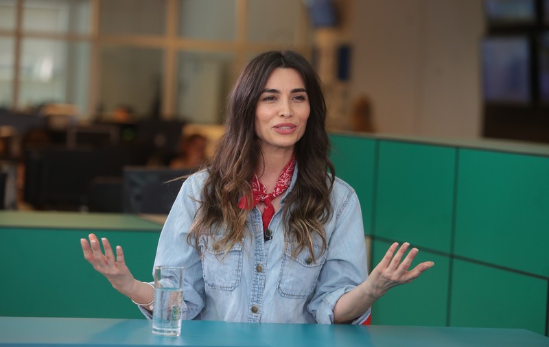 Lili Sandu și-a îngropat cariera muzicală, dar se visează actriță. „Eu și Silviu vrem să jucăm împreună într-un serial”