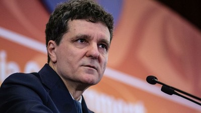 Un român din Germania a cerut bani online pentru asasinarea lui Nicușor Dan. Reacția SPP
