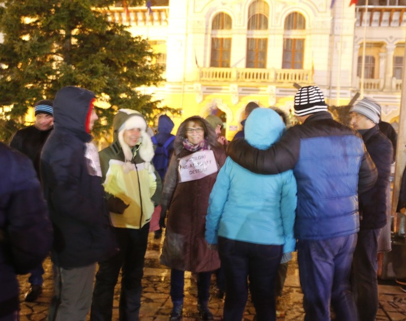 Proteste și în restul țării. Mii de oameni au ieșit în stradă să își strige nemulțumirile