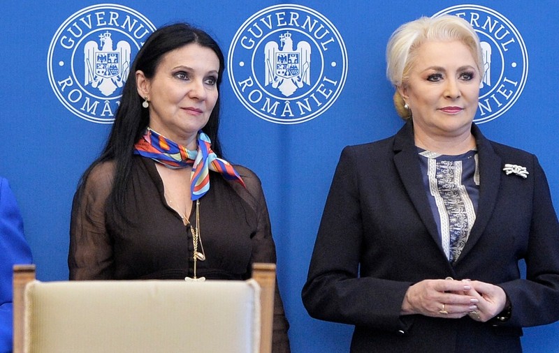 Dăncilă, Pintea și Teodorovici au anunțat un protocol în sprijinul persoanelor cu autism, dar îl țin sub cheie! Avem doar 150 de psihiatri pediatri decontați de stat în toată țara!