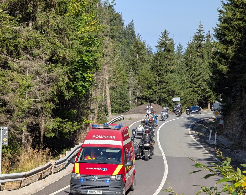 Transfăgărașanul, parcurs în motocicletă de persoane cu dizabilități