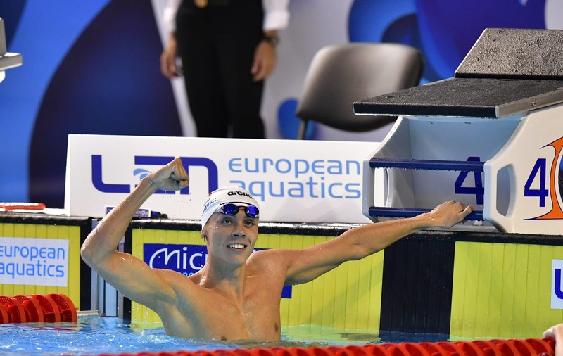 David Popovici, campion european la juniori la 100 de metri liber. Încheie competiția cu 4 medalii de aur și una de argint
