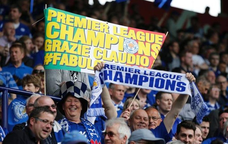 Ce party pe ”King Power Stadium”! Leicester a dat o petrecere pe cinste, la meciul cu Everton. Imagini de colecție / GALERIE FOTO & VIDEO