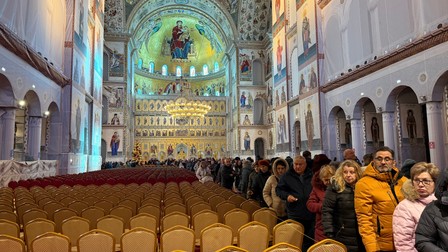 Catedrala Națională e deschisă spre vizitare până pe 8 ianuarie 2026. Foto: Andrei Crăițoiu