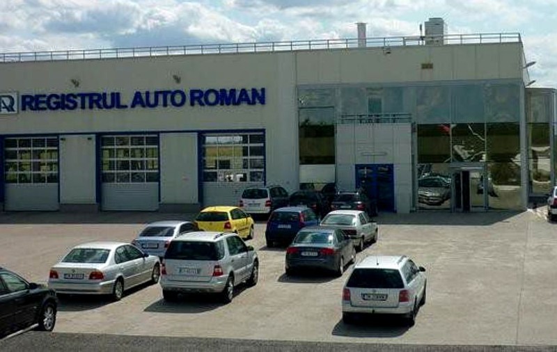 Percheziții în Bucureşti şi 3 judeţe, la angajații RAR care înmatriculau mașini peste rând sau falsificând acte