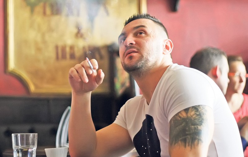 Fumăm în legea noastră