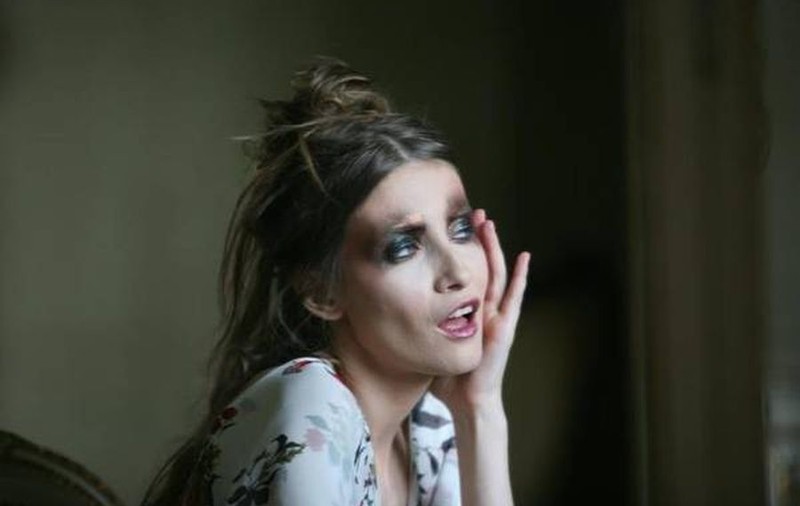 IULIA ALBU A PIERDUT UN PARIU! VEZI CE TREBUIE SA FACĂ!