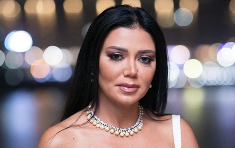 O actriță egipteană dată în judecată pentru obscenitate din cauza unei ținute purtate la un festival de film