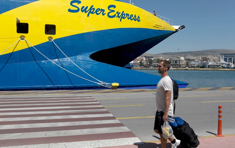 Grevă în Grecia. Circulația navală va fi întreruptă la nivel național