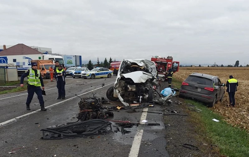 Un mort și trei răniți în Brasov după un groaznic accident care a avut loc în apropiere de Feldioara