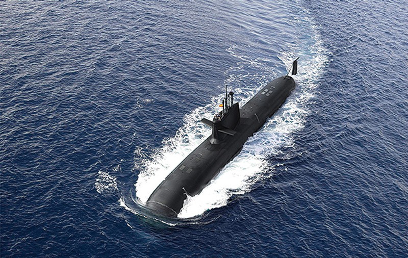 Spania a construit un submarin gigantic care nu poate intra în port din cauza dimensiunii