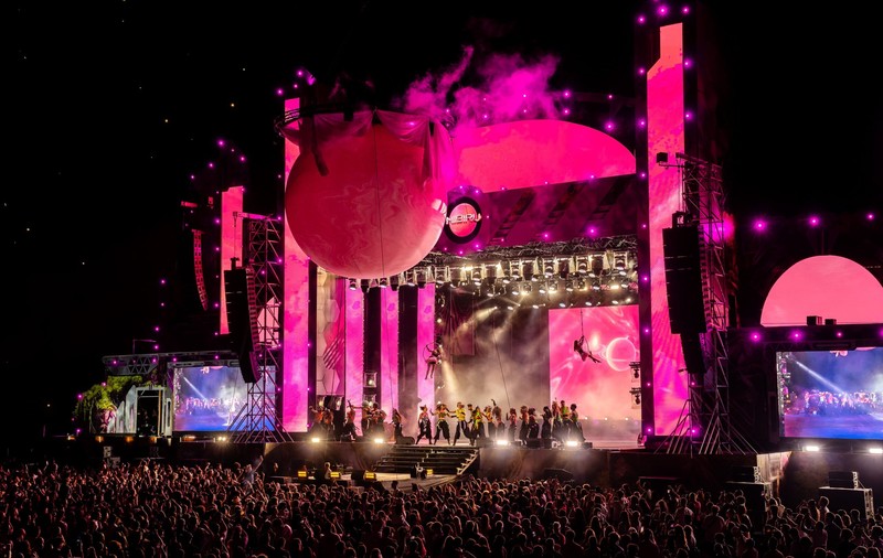 S-a deschis cea mai mare stațiune de entertainment de pe litoral. NIBIRU, prima zi sold out cu 50.000 vizitatorii.