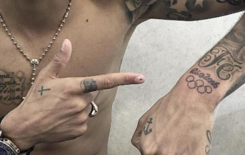 După ce Brazilia a câştigat titlul olimpic, Neymar şi-a tatuat ”Rio 2016” pe braţul stâng