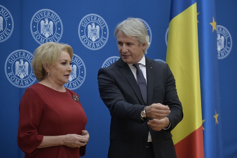 Viorica Dăncilă, fostul premier al României, alături de Eugen Teodorovici. Foto: Hepta