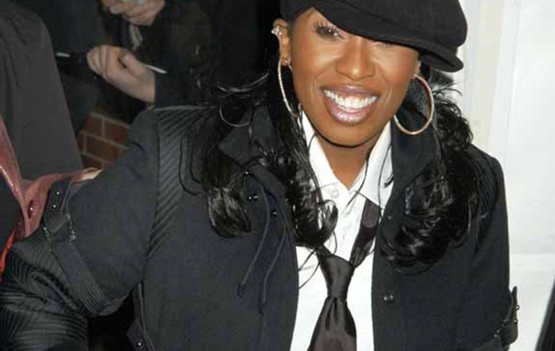 Missy Elliot, în stare gravă: şi-a pierdut părul şi i-a fost afectat sistemul nervos
