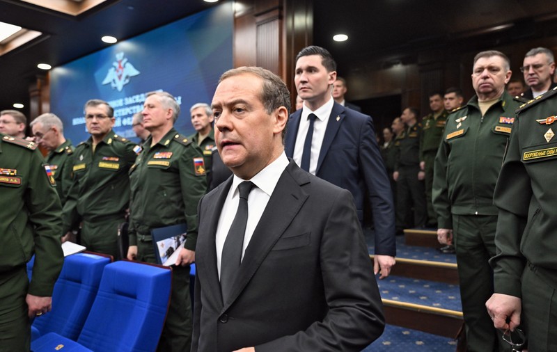 Dmitri Medvedev, un nou discurs belicos, în care a exclus negocierile de pace cu Zelenski: „Ucraina aparține cu siguranță Rusiei” | VIDEO
