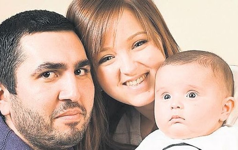 Ce mai face băiețelul român care a fost primul copil modificat genetic din Europa! Cum se simte și ce spune mama lui despre el