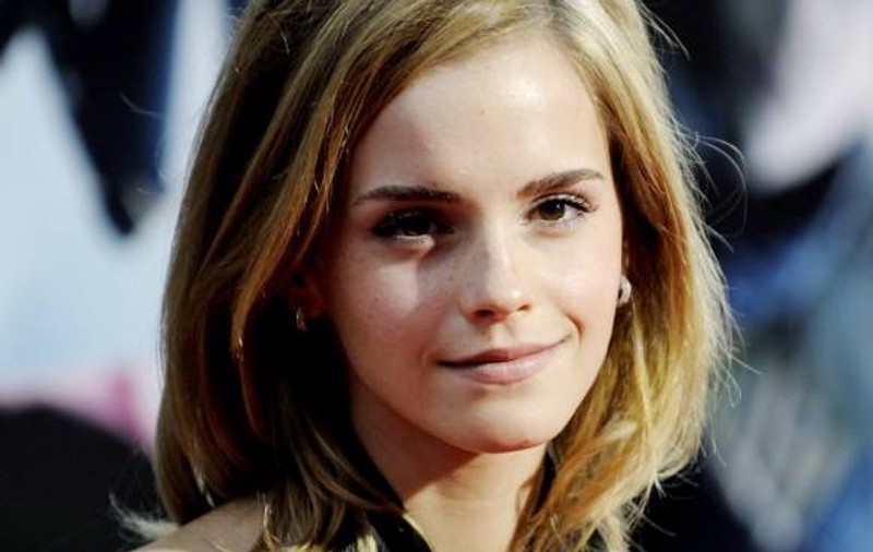 Emma Watson, în rolul Cenuşăresei 