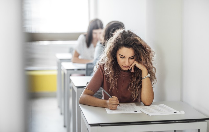 Bacalaureat Română 2023. Ce trebuie să știe elevii înainte de proba de limba română de luni