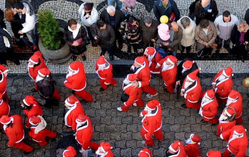 Maratonul Moşilor Crăciun de la Roma