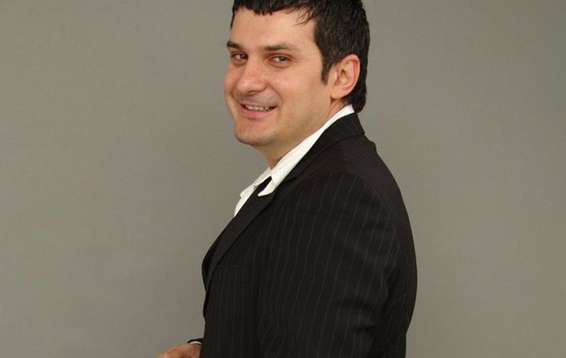 Adi de la Vâlcea, obsedat de femeile cu silicoane: "Mă rog de soția mea să-și pună și nu vrea"