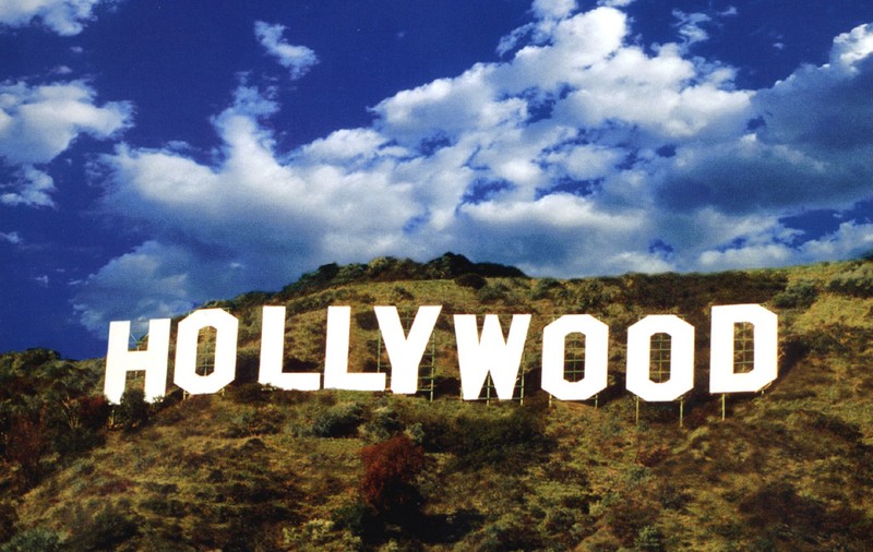 Filmele americane, în mâinile chinezilor. Un miliardar chinez investește în Hollywood