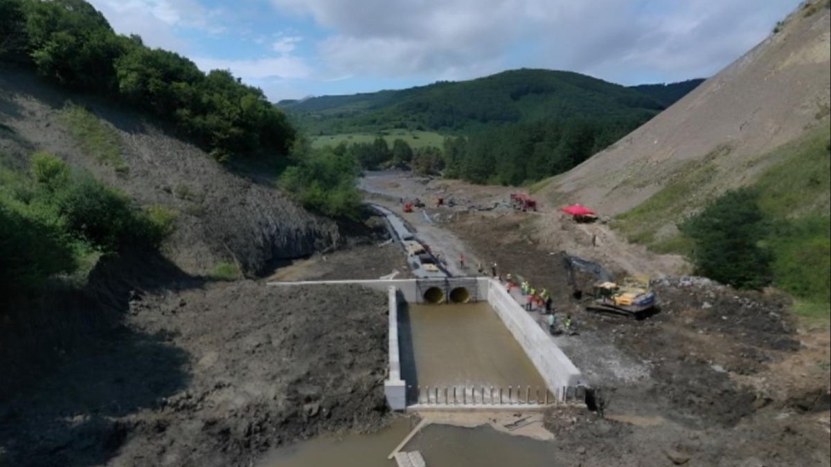 Barajul de deviere de la Praid a cedat în fața ploilor din ultimele zile, zona din jurul Salinei este din nou inundată, 31 iulie 2025