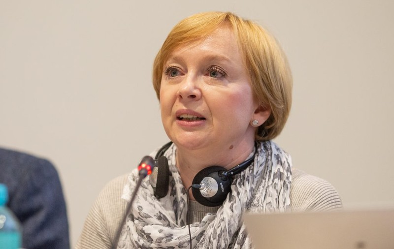 Zece organizații, apel către autoritățile române și europene, la un an de la declanșarea campaniei de hărțuire împotriva Emiliei Șercan