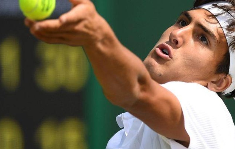 Roman Burruchaga, fiul fostului mare fotbalist argentinian, a debutat cu o victorie la Wimbledon în concursul juniorilor