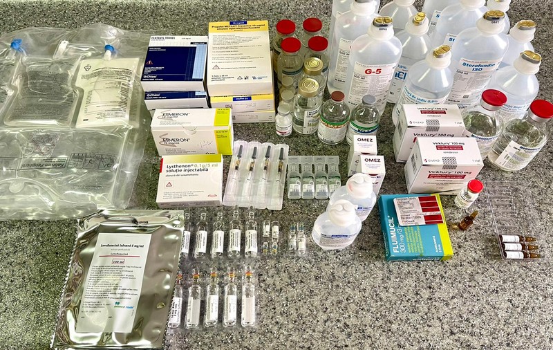 Imagine impresionantă cu tratamentul pentru o singură zi al unui pacient COVID de la ATI