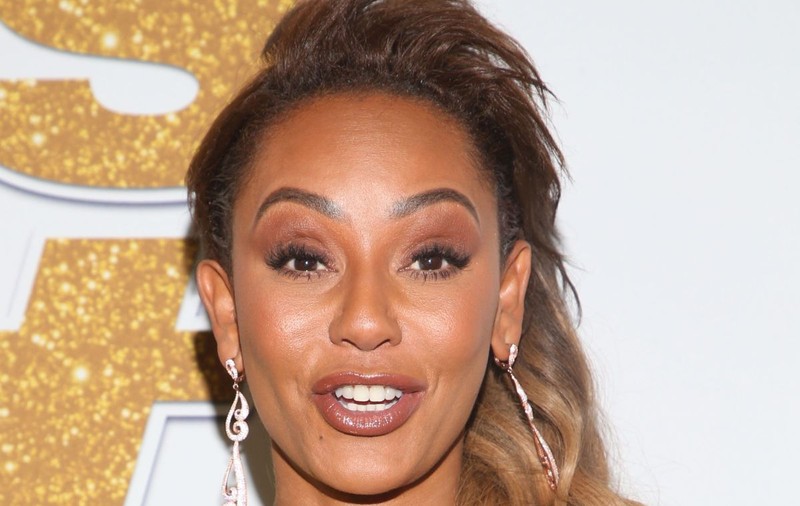 Mel B a avut o aventură de-o noapte cu Zac Efron. Actorul e cu 13 ani mai tânăr decât ea