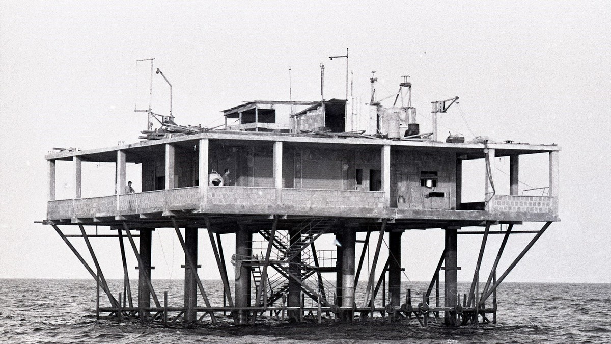 Isola delle Rose - Biblioteca Gambalunga, Rimini