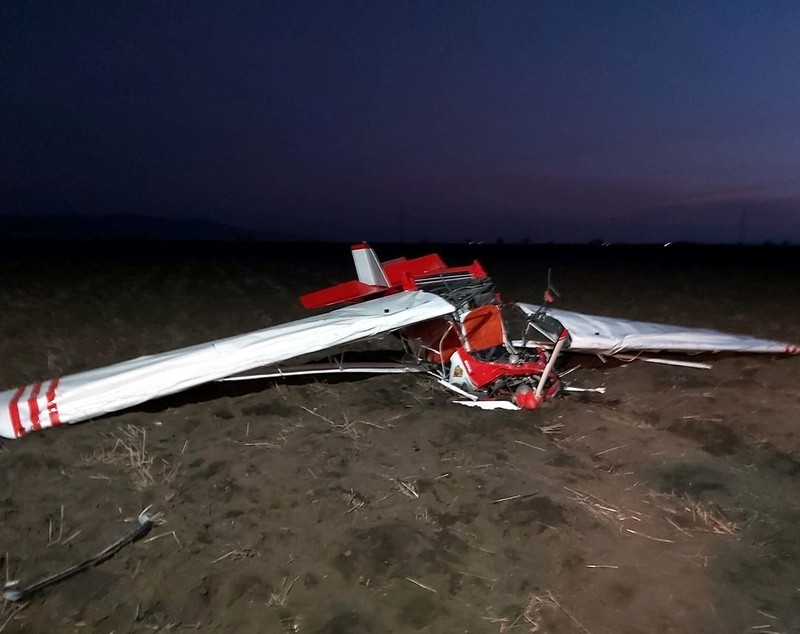VIDEO | Avion de mici dimensiuni prăbuşit în Arad. Cine sunt  cele două persoane care au murit