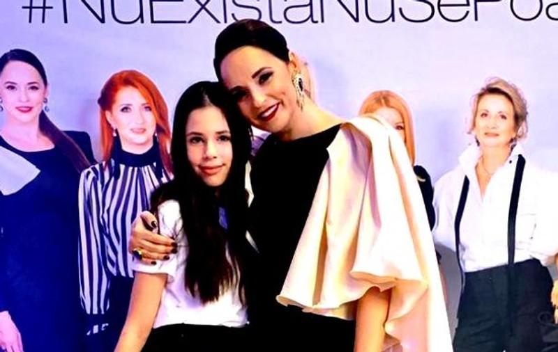 Andreea Marin și-a certat fiica, însă gestul Violetei a lăsat-o fără cuvinte. „Mi-au dat lacrimile”